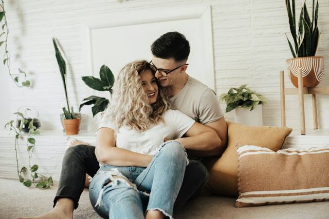 First Anniversary Gifts That Actually Tell Your Love Story (Not Just Repeat It)